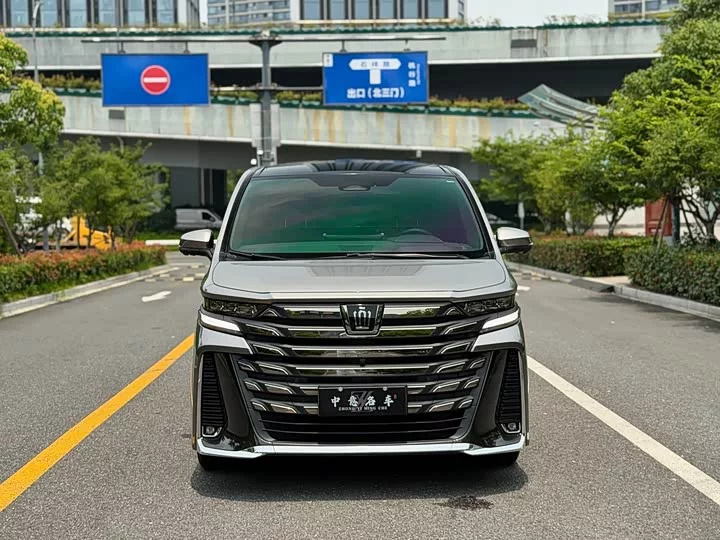Toyota Wilfa
