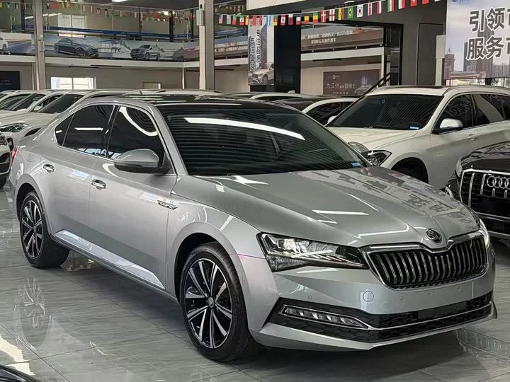 Skoda SuperB