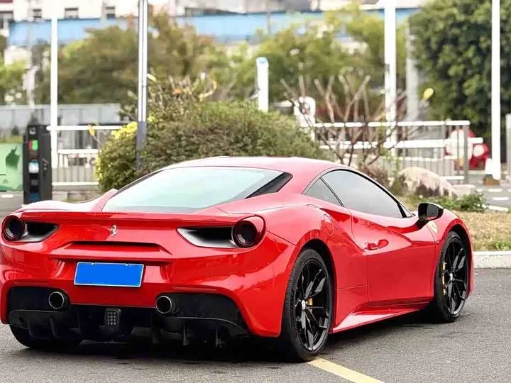 ferrari 488