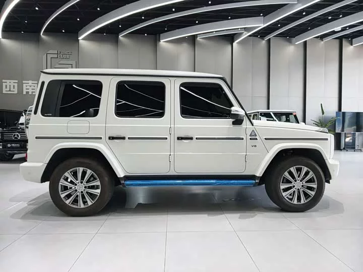Mercedes-Benz G-rated