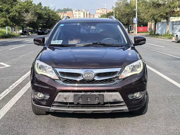 BYD S7