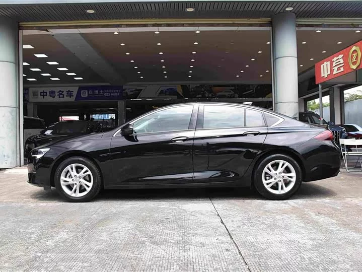 Buick Majesty
