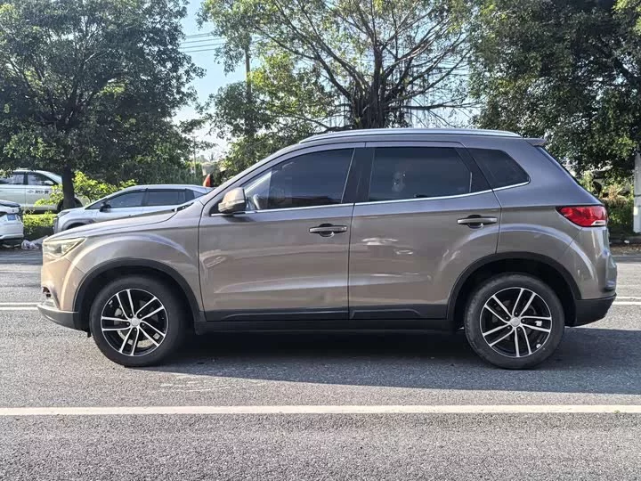 FAW Besturn X40