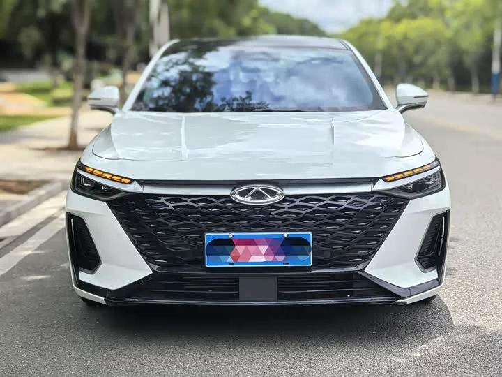 Chery Arrizo 8