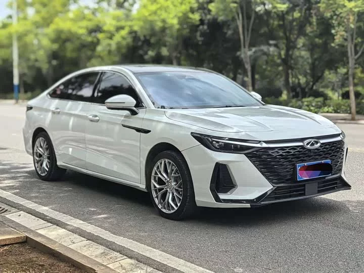 Chery Arrizo 8