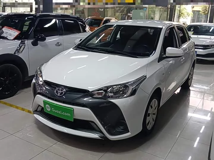 Toyota Yaris L