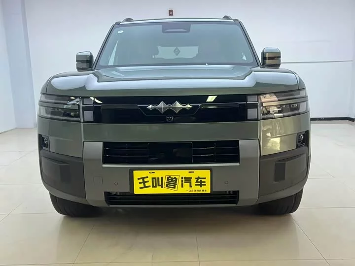 BYD Leopard Titanium 7