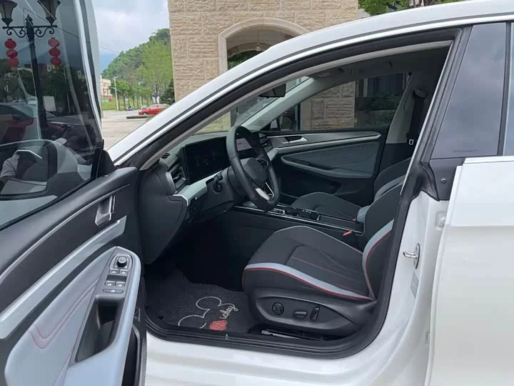 Volkswagen Lingdu