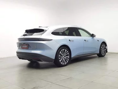 NIO ET5T