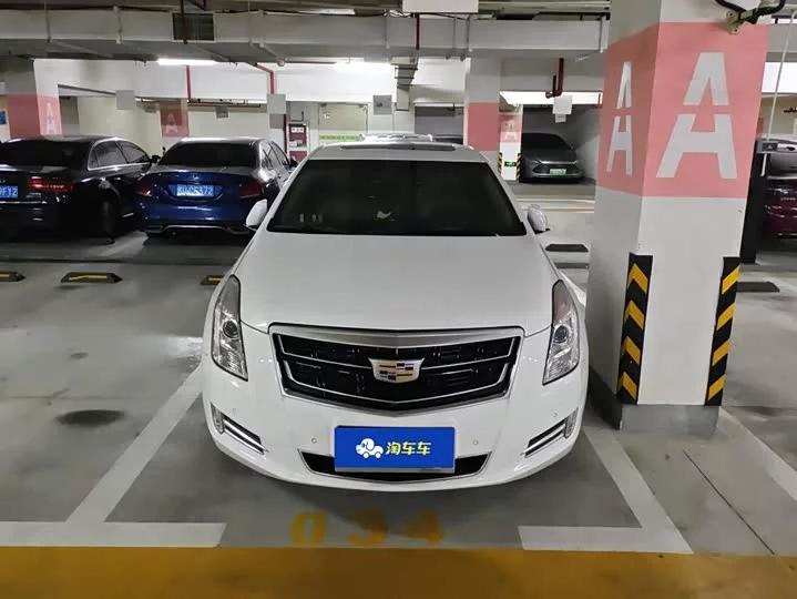 Cadillac XTS