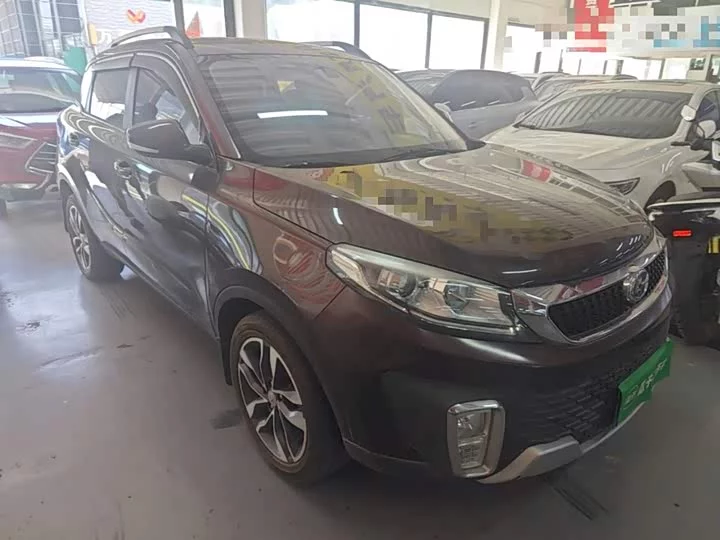 BAIC Q35