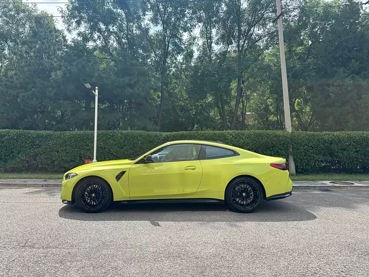 BMW M4