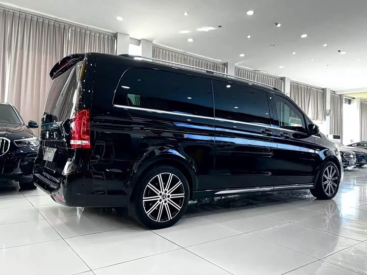 Mercedes-Benz Class V