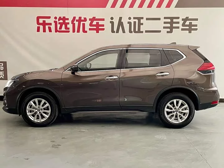 Nissan Qijun
