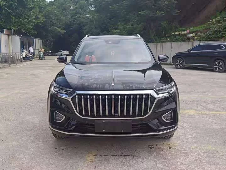 Hongqi HS5