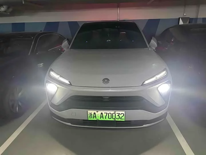 NIO EC6