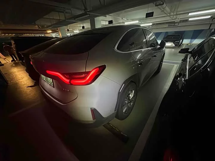 NIO EC6