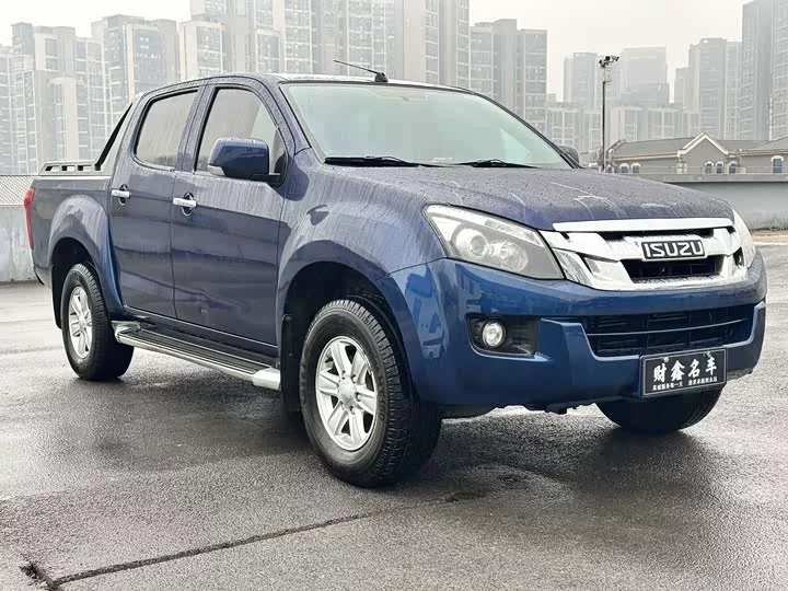 Isuzu Suzutaku