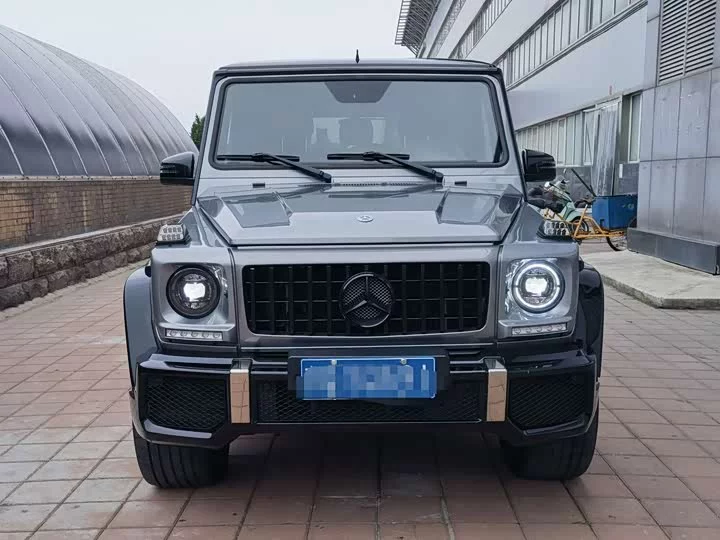 Mercedes-Benz G-rated
