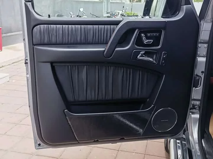 Mercedes-Benz G-rated