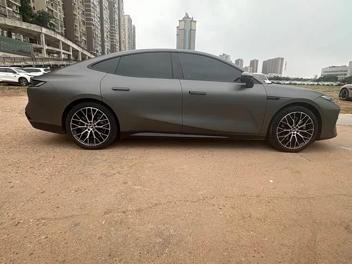 Geely Galaxy E8