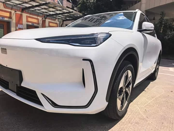 Geely Galaxy E5