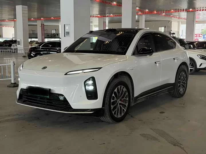 NIO EC6