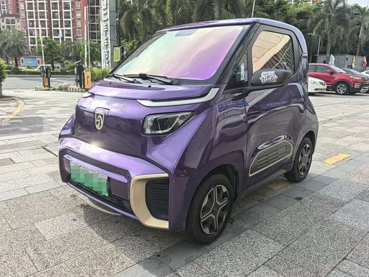 Baojun E200