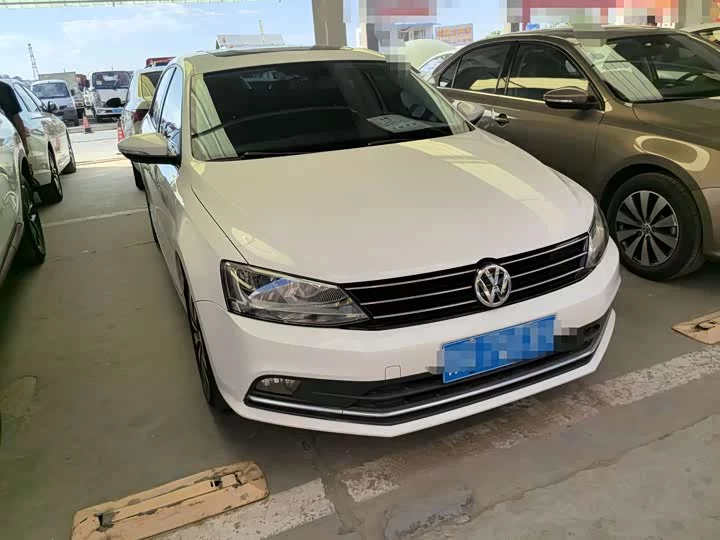 Volkswagen Sagitar