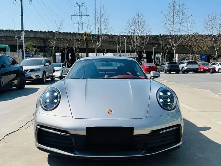 Porsche 911