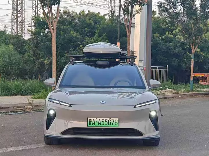 NIO ET5T
