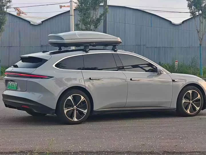 NIO ET5T