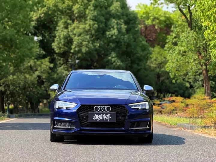 Audi S4