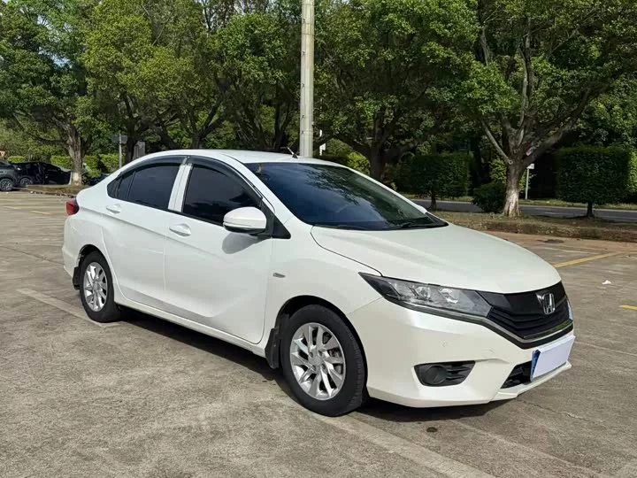 Honda Gray