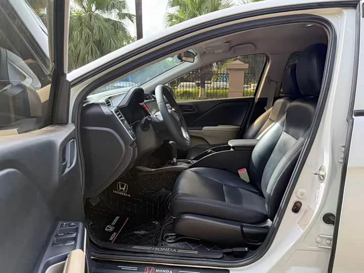 Honda Gray