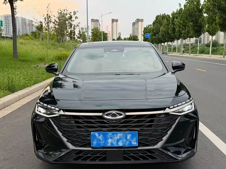 Chery Arrizo 8