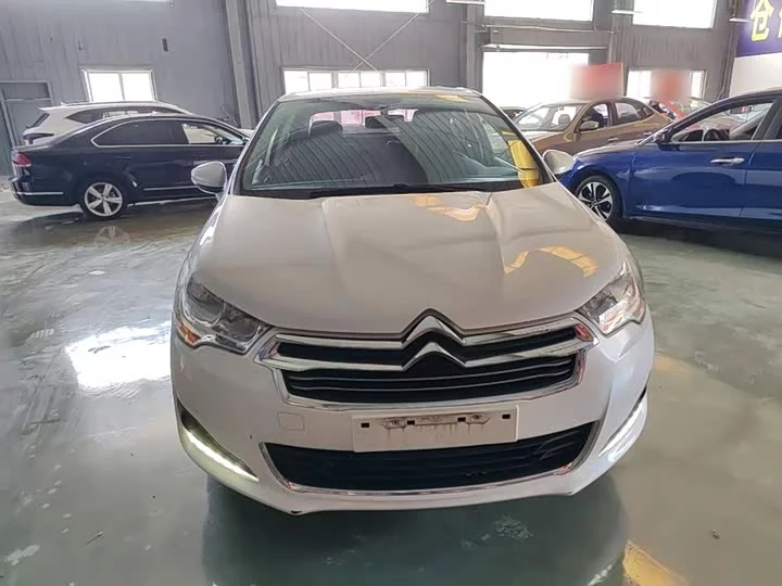 Citroën C4L