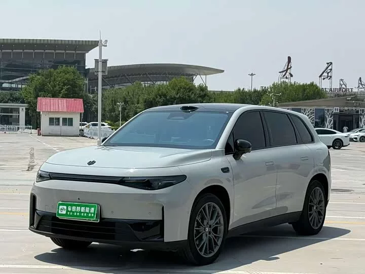 Leapmotor Zero running C10