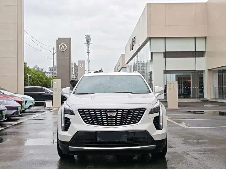 Cadillac XT4