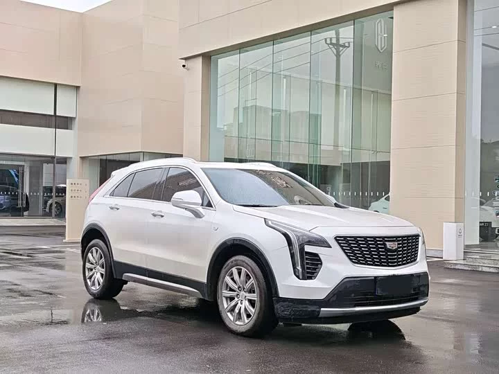 Cadillac XT4