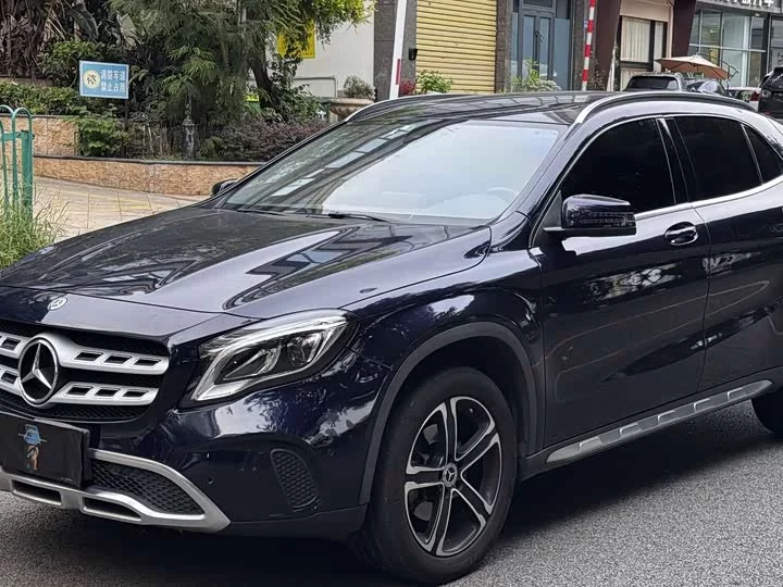 Mercedes-Benz GLA