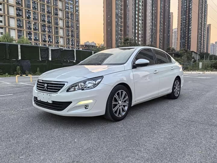 Peugeot 408