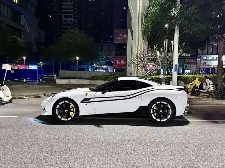 ferrari California T