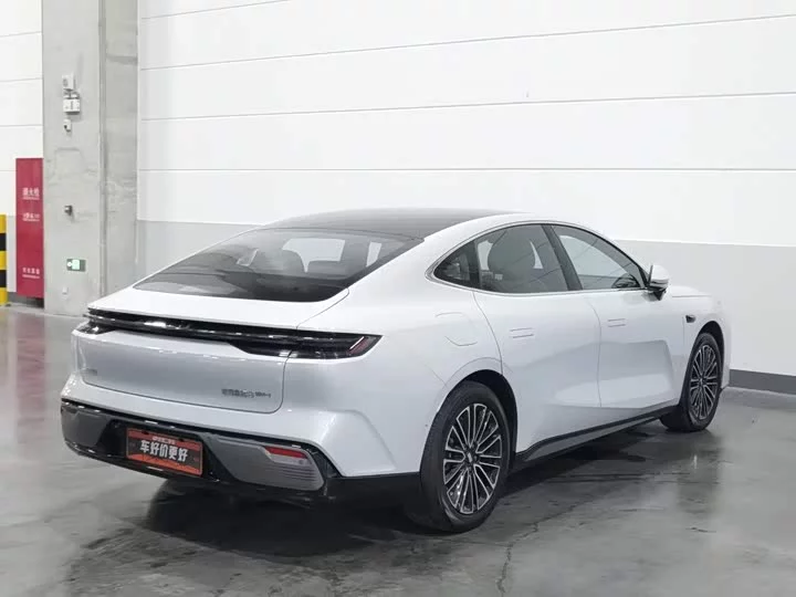 Geely Galaxy Star 8