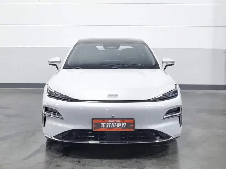 Geely Galaxy Star 8