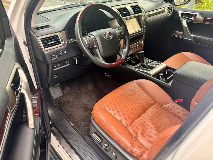Lexus GX