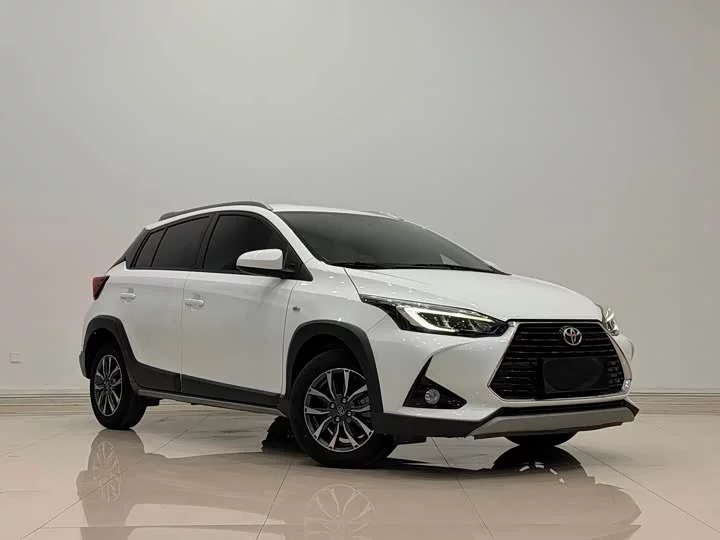 Toyota Yaris L