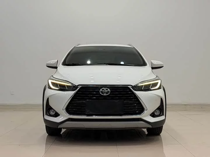 Toyota Yaris L