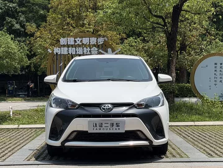 Toyota Yaris L