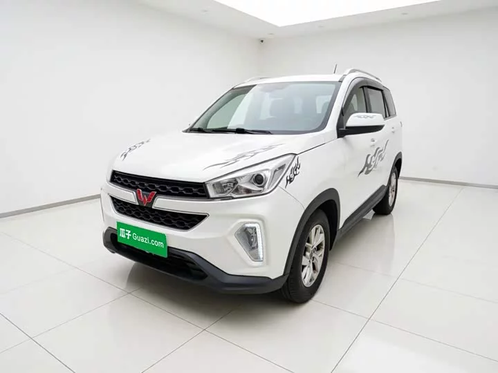 Wuling Hongguang S3